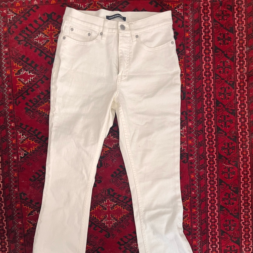 Calvin Klein Jeans Cream Denim raw hem kick flare cropped